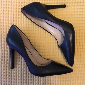 Jessica Simpson pointed toe faux leather pumps